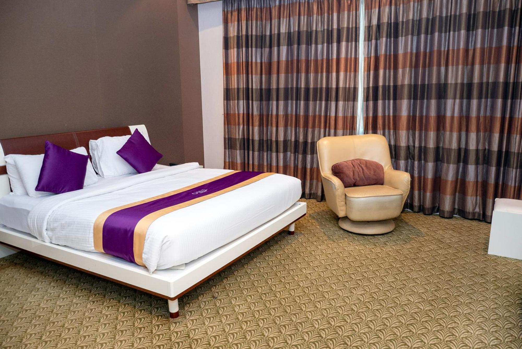 One Pavilion Luxury Serviced Apartments Manáma Kültér fotó