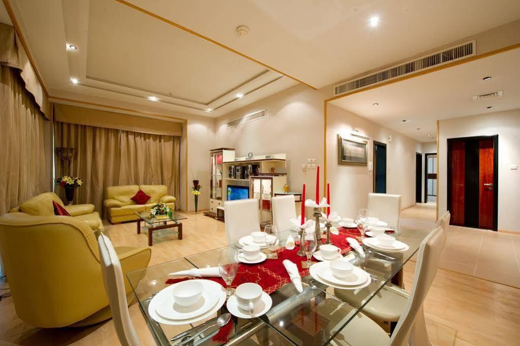 One Pavilion Luxury Serviced Apartments Manáma Kültér fotó